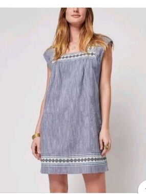 Faherty Blue Chambray Embroidered Mini Dress size Medium